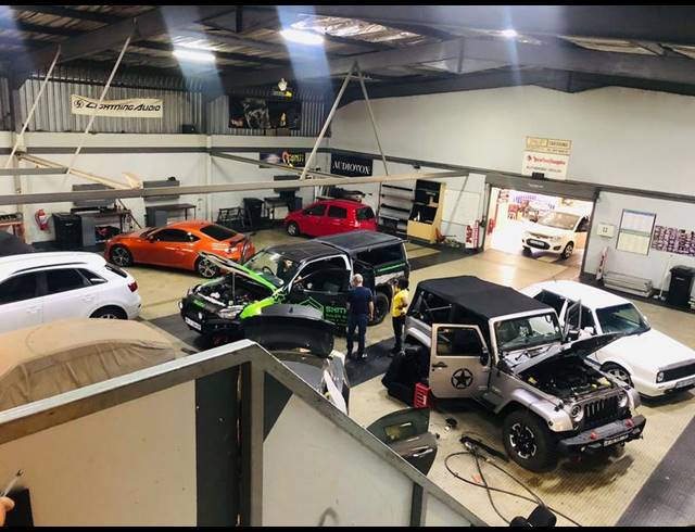 BUSINESS FOR SALE IN JANSEN PARK